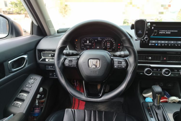 Used Honda Civic 2022 240TURBO CVT Dynamic Edition Steering Wheel