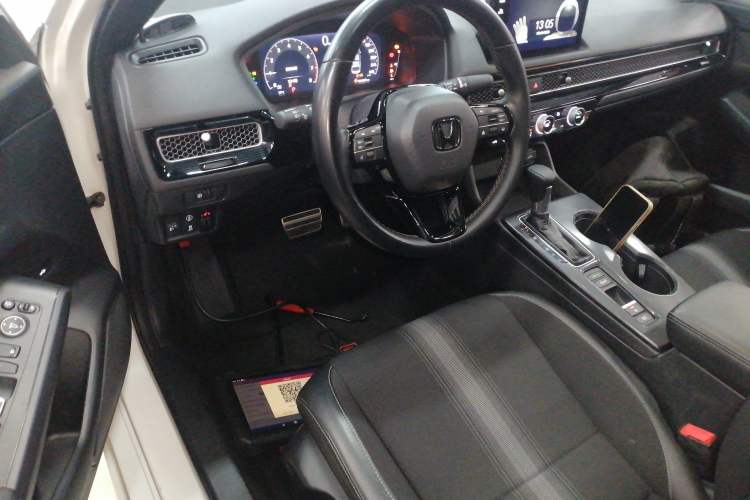 Used Honda Civic 2022 240TURBO CVT Dynamic Edition Steering Wheel