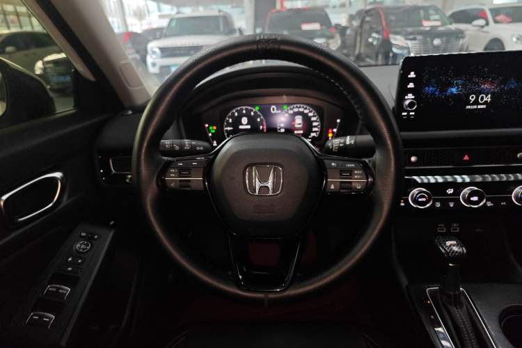 Used Honda Civic 2022 240TURBO CVT Dynamic Edition Steering Wheel