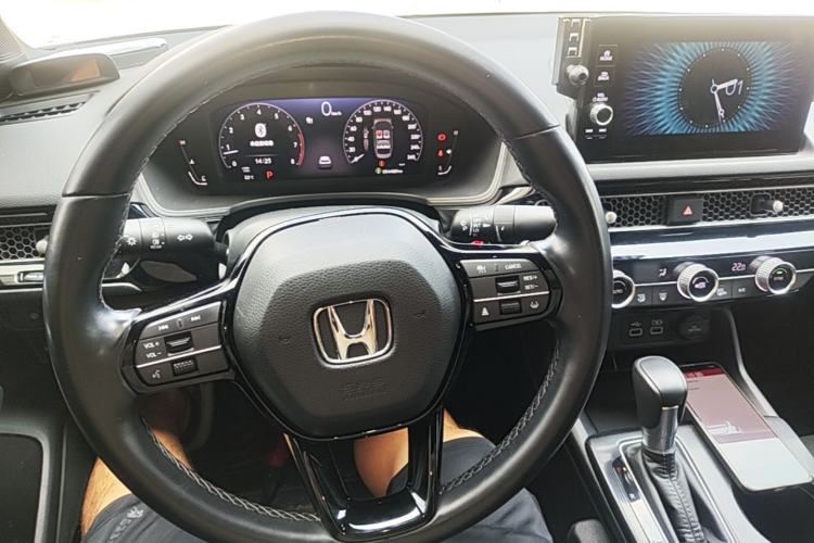 Used Honda Civic 2022 240TURBO CVT Dynamic Edition Steering Wheel