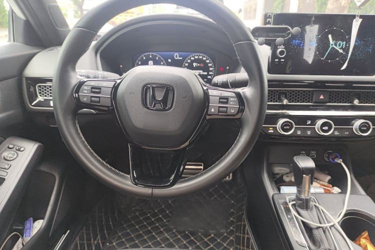 Used Honda Civic 2022 240TURBO CVT Dynamic Edition Steering Wheel