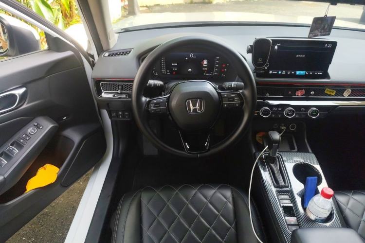 Used Honda Civic 2022 240TURBO CVT Dynamic Edition Steering Wheel