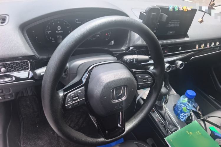 Used Honda Civic 2022 240TURBO CVT Dynamic Edition Steering Wheel