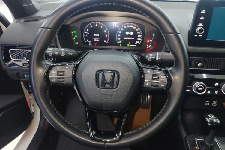 Used Honda Civic 2022 240TURBO CVT Dynamic Edition Steering Wheel