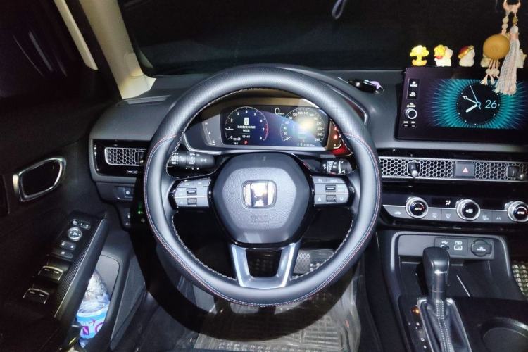 Used Honda Civic 2022 240TURBO CVT Dynamic Control Version Steering Wheel