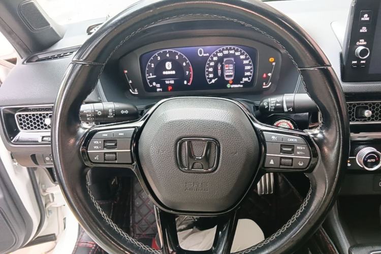 Used Honda Civic 2022 240TURBO CVT Dynamic Edition Steering Wheel
