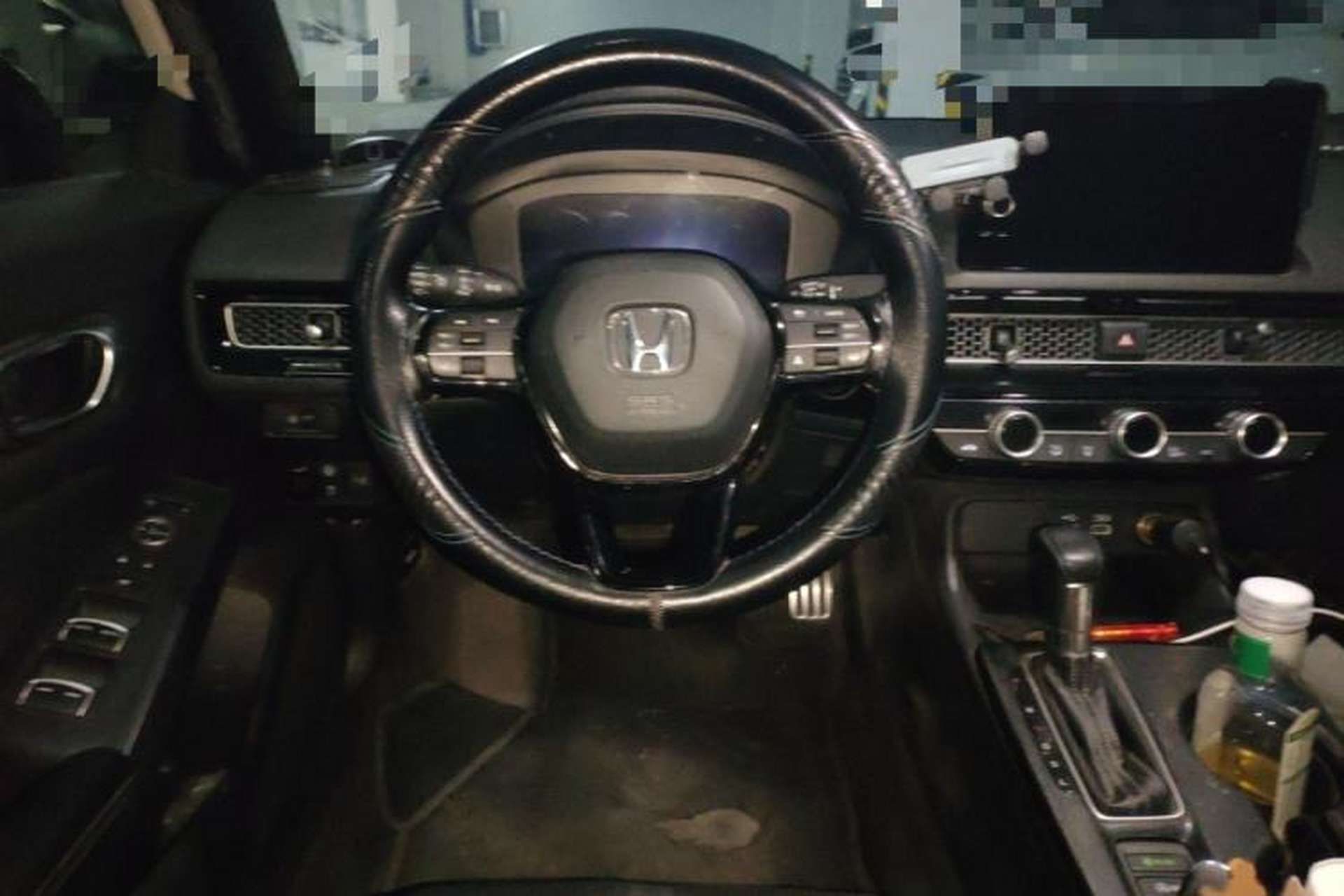 Used Honda Civic 2022 240TURBO CVT Dynamic Edition Steering Wheel