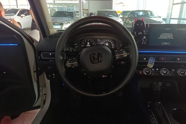 Used Honda Civic 2022 240TURBO CVT Dynamic Edition Steering Wheel
