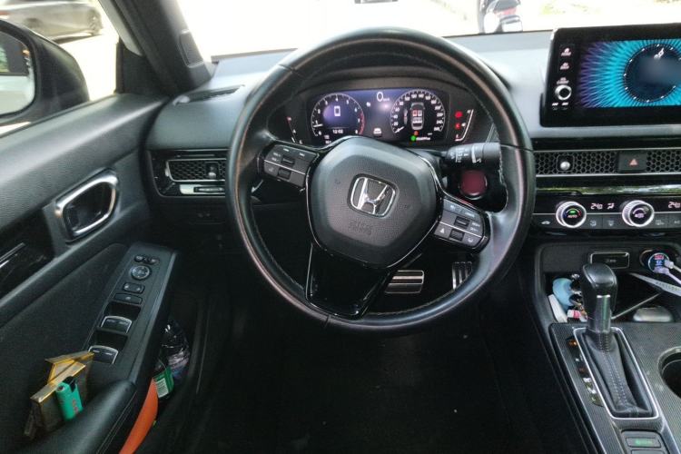 Used Honda Civic 2022 240TURBO CVT Dynamic Edition Steering Wheel