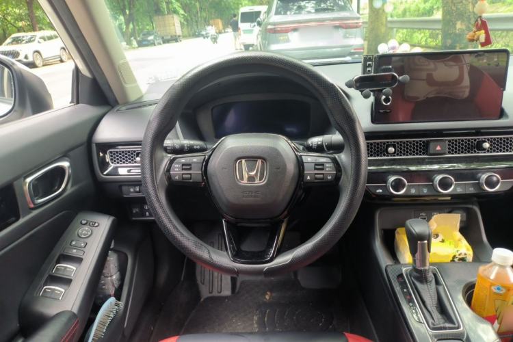 Used Honda Civic 2022 240TURBO CVT Dynamic Edition Steering Wheel