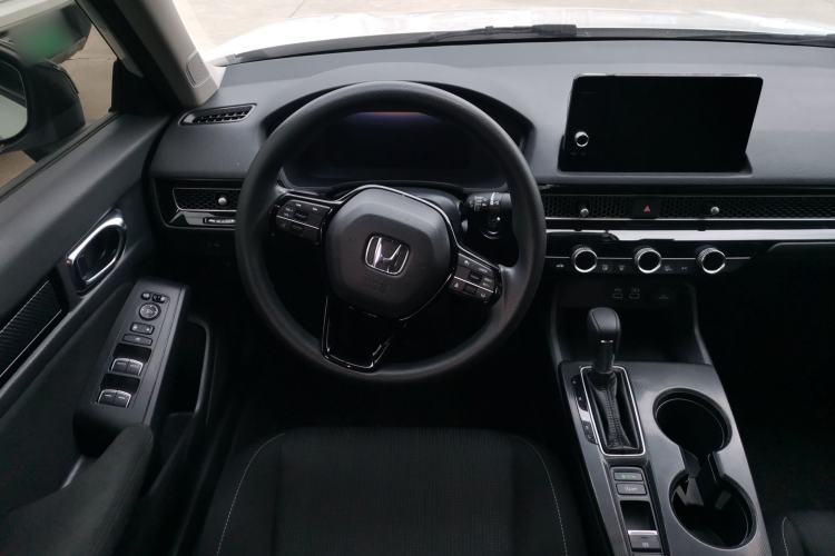 Used Honda Civic 2022 240TURBO CVT Dynamic Edition Steering Wheel