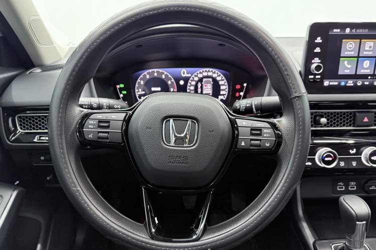 Used Honda Civic 2022 240TURBO CVT Dynamic Edition Steering Wheel