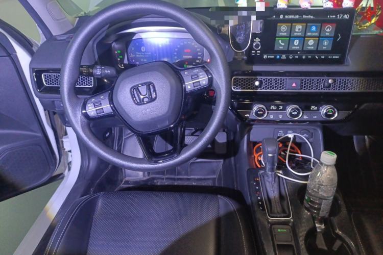 Used Honda Civic 2022 240TURBO CVT Dynamic Edition Steering Wheel