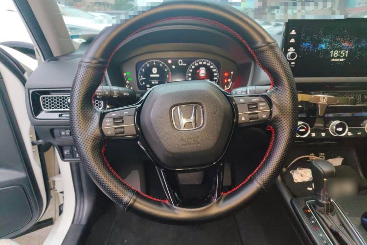 Used Honda Civic 2022 240TURBO CVT Dynamic Edition Steering Wheel