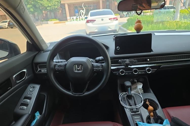 Used Honda Civic 2022 240TURBO CVT Dynamic Edition Steering Wheel