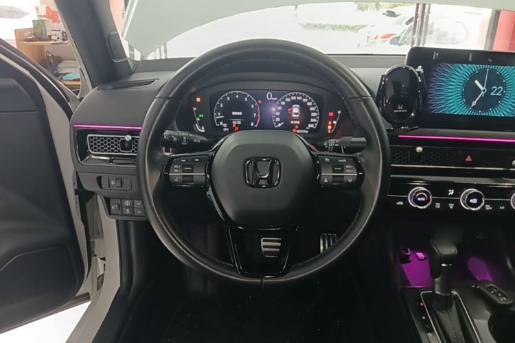 Used Honda Civic 2022 240TURBO CVT Dynamic Edition Steering Wheel