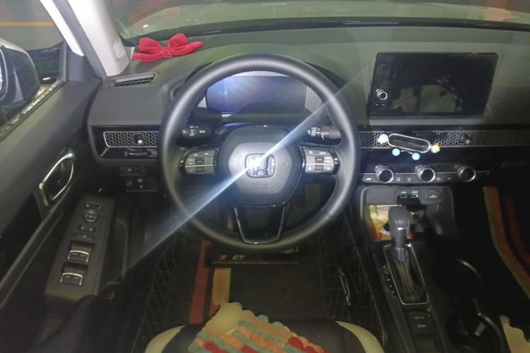 Used Honda Civic 2022 240TURBO CVT Dynamic Edition Steering Wheel