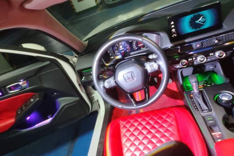Used Honda Civic 2022 240TURBO CVT Dynamic Edition Steering Wheel