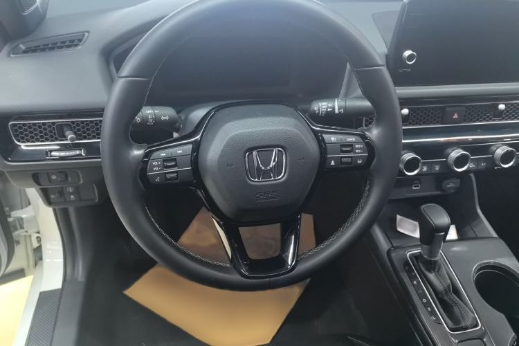 Used Honda Civic 2022 240TURBO CVT Dynamic Edition Steering Wheel