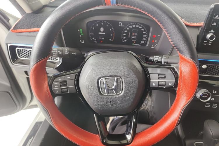 Used Honda Civic 2022 240TURBO CVT Dynamic Edition Steering Wheel