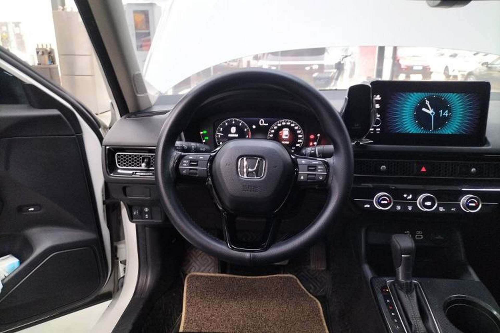 Used Honda Civic 2022 240TURBO CVT Dynamic Edition Steering Wheel