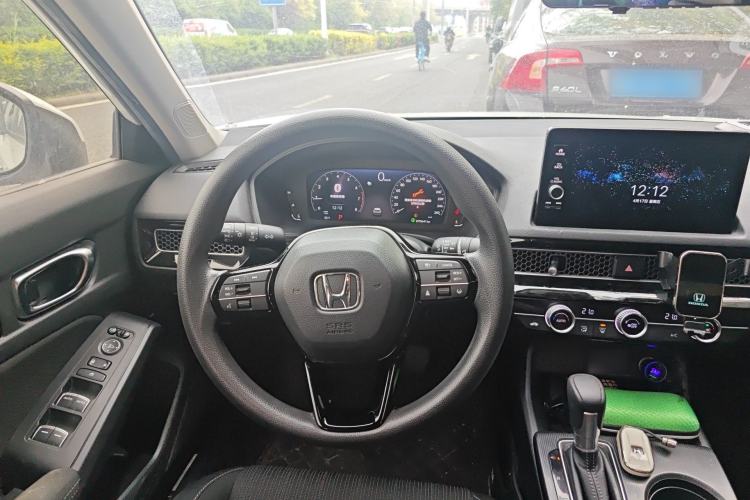 Used Honda Civic 2022 240TURBO CVT Dynamic Edition Steering Wheel