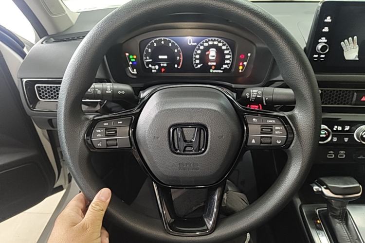 Used Honda Civic 2022 240TURBO CVT Dynamic Edition Steering Wheel