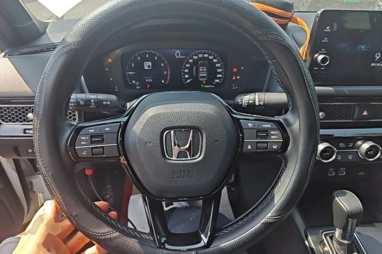 Used Honda Civic 2022 240TURBO CVT Dynamic Edition Steering Wheel