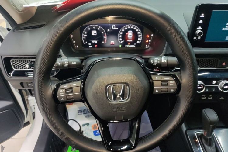 Used Honda Civic 2022 240TURBO CVT Dynamic Edition Steering Wheel