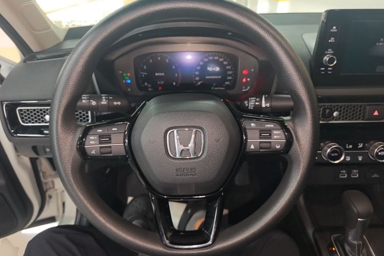 Used Honda Civic 2022 240TURBO CVT Dynamic Edition Steering Wheel