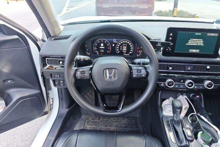 Used Honda Civic 2022 240TURBO CVT Dynamic Edition Steering Wheel