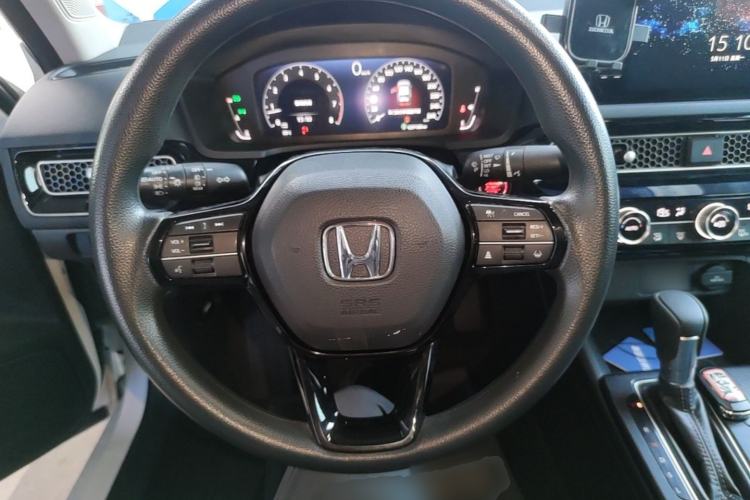 Used Honda Civic 2022 240TURBO CVT Dynamic Edition Steering Wheel