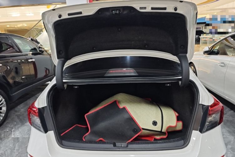 Used Honda Civic 2022 180TURBO CVT Shangqing Edition Trunk
