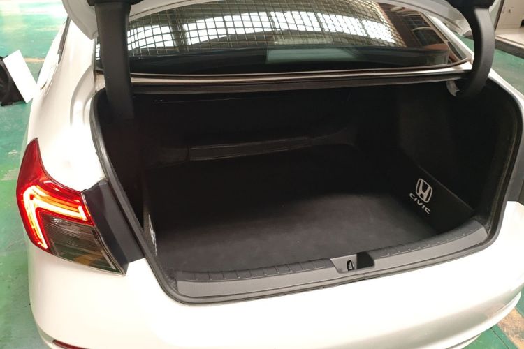 Used Honda Civic 2022 240TURBO CVT Dynamic Edition Trunk