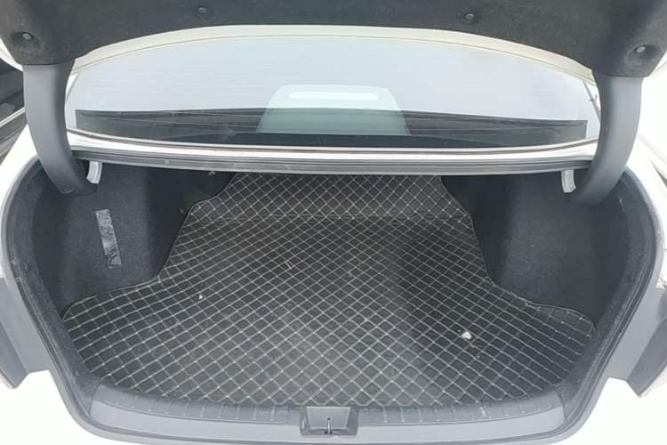 Used Honda Civic 2022 240TURBO CVT Dynamic Edition Trunk