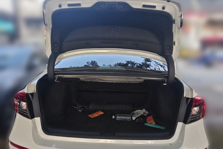 Used Honda Civic 2022 240TURBO CVT Dynamic Edition Trunk