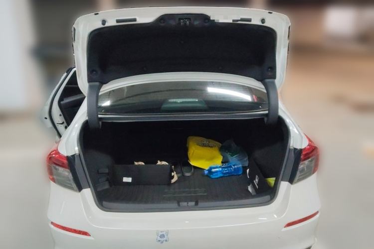 Used Honda Civic 2022 240TURBO CVT Dynamic Edition Trunk