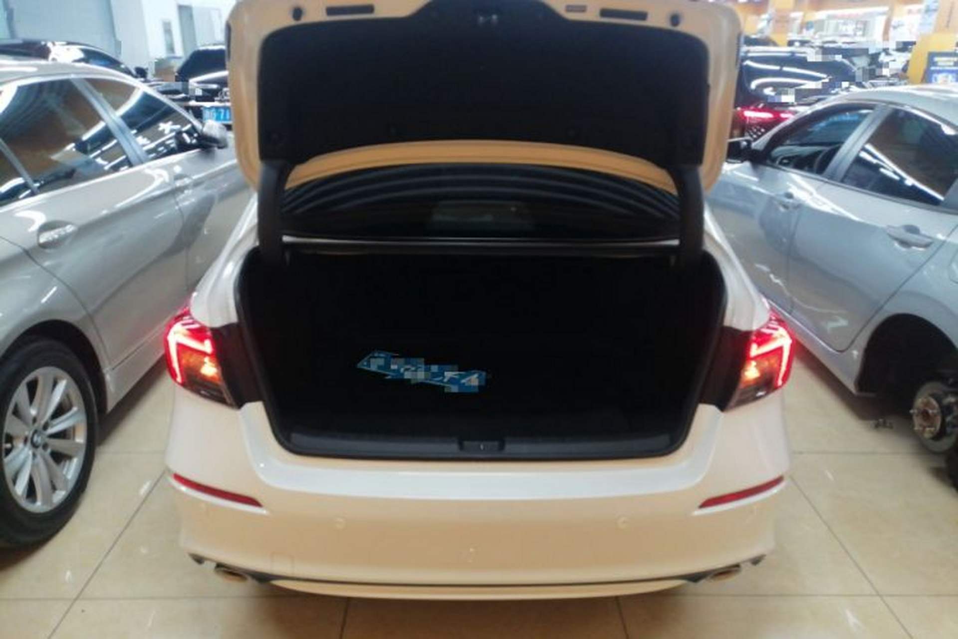 Used Honda Civic 2022 240TURBO CVT Dynamic Edition Trunk