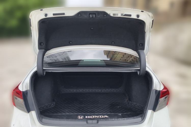 Used Honda Civic 2022 240TURBO CVT Dynamic Edition Trunk