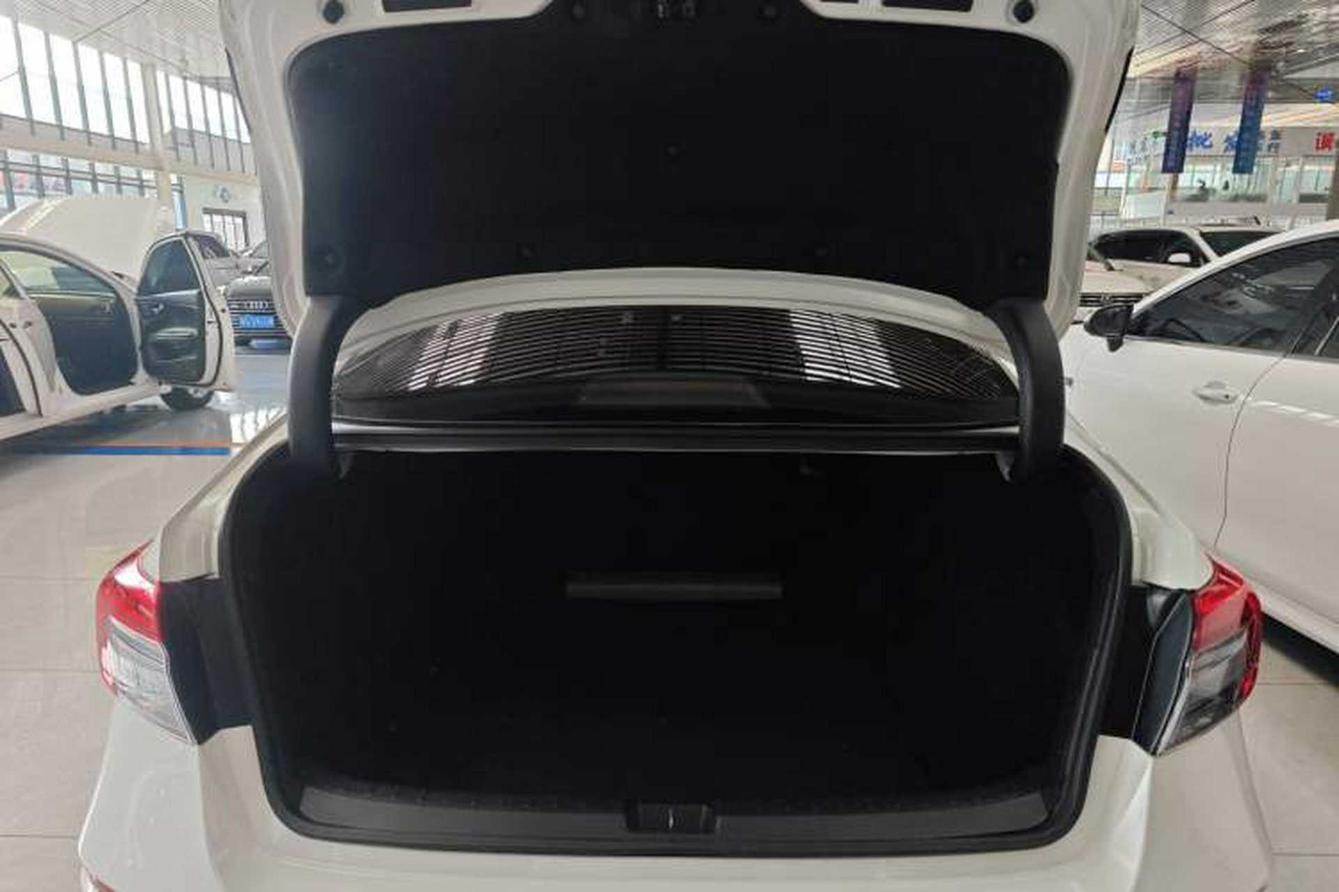Used Honda Civic 2022 240TURBO CVT Dynamic Edition Trunk