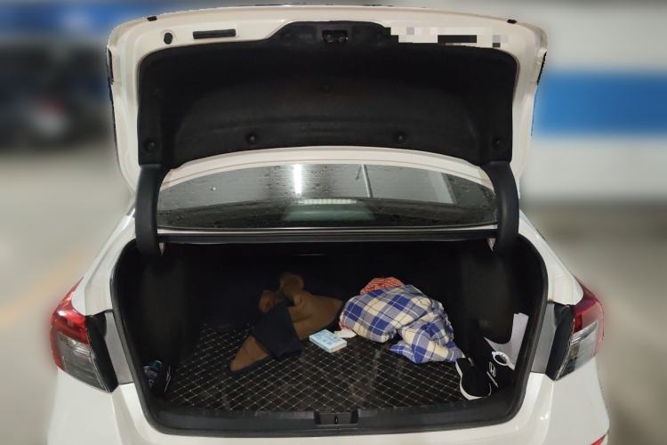 Used Honda Civic 2022 240TURBO CVT Dynamic Edition Trunk