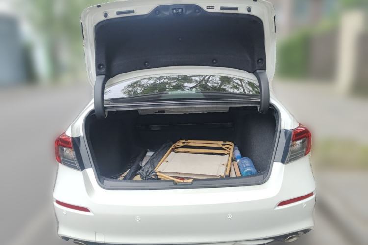 Used Honda Civic 2022 240TURBO CVT Dynamic Edition Trunk