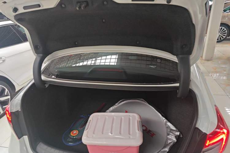 Used Honda Civic 2022 240TURBO CVT Dynamic Edition Trunk