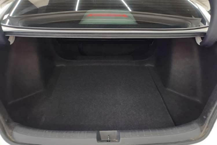 Used Honda Civic 2022 240TURBO CVT Dynamic Edition Trunk