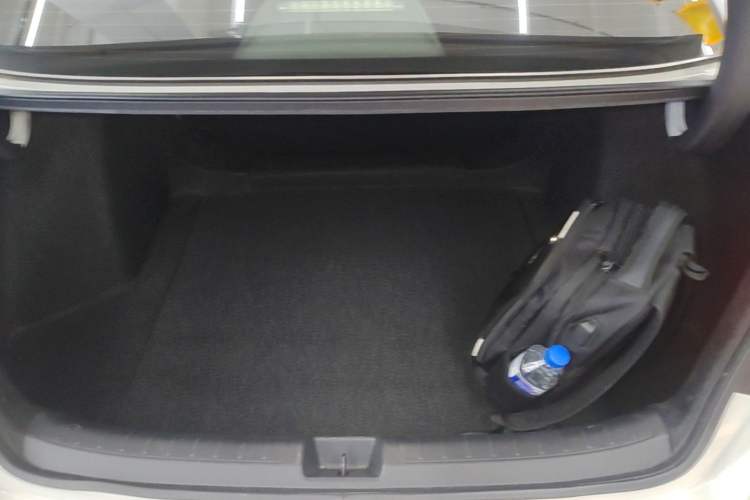 Used Honda Civic 2022 240TURBO CVT Dynamic Edition Trunk