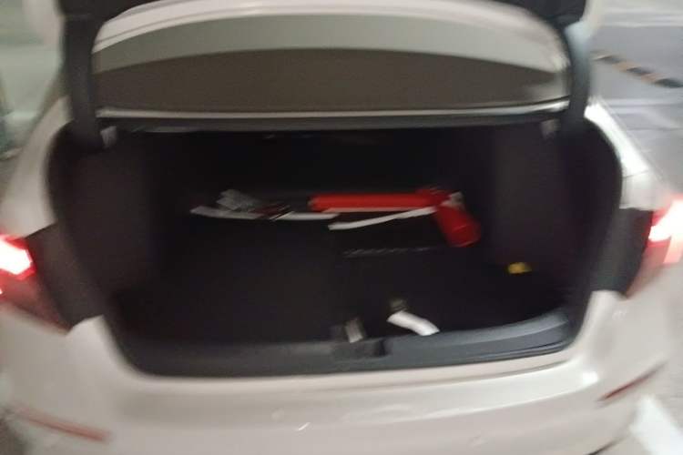 Used Honda Civic 2022 240TURBO CVT Dynamic Edition Trunk