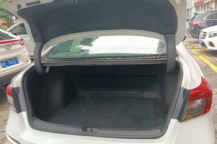 Used Honda Civic 2022 240TURBO CVT Dynamic Edition Trunk