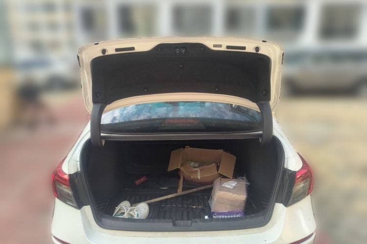 Used Honda Civic 2022 240TURBO CVT Dynamic Edition Trunk