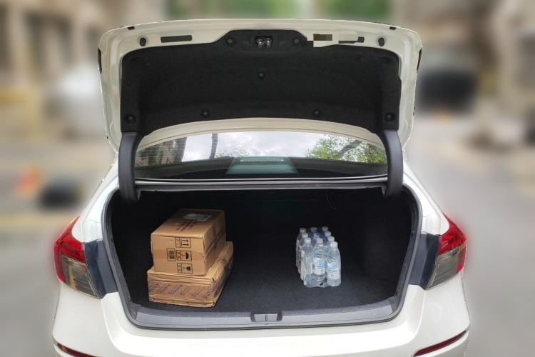 Used Honda Civic 2022 240TURBO CVT Dynamic Edition Trunk