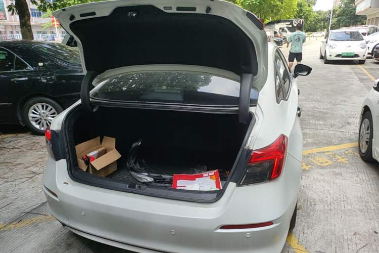 Used Honda Civic 2022 240TURBO CVT Dynamic Edition Trunk